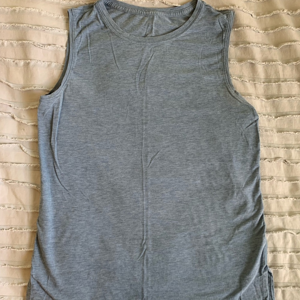 Lululemon blue muscle tank